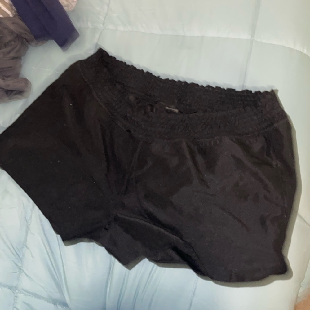 XL black shorts